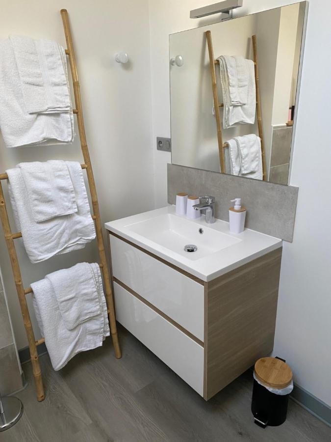 Residence Avec Un T3 Un T2 Et Un Studio En Centre Ville D Argelès-Gazost Εξωτερικό φωτογραφία